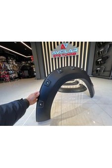 IMG-2896190668463111472.jpg Toyota Hilüx 2015 Üzeri Dodik Seti Plastik Ithal - Görsel 1